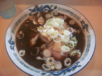 「富山ブラックラーメン　680円（クーポンで-100円）」@喜八の写真