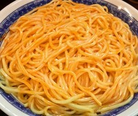 「冷やし油そば(味噌味・特製ラー油)800円」@中華そば べんてんの写真