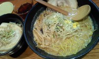 「味噌　拉麺　700円　＋ﾁｬｰｼｭｰご飯　150円」@創作麺工房 北海道らーめん 俺RYU-GI -流儀-の写真