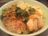 「冷やしまぜそば（並＋にんにく）　750円」@ジャンクガレッジ 東京ラーメンストリートの写真