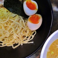 「つけめん（並盛）+味玉（サービス）　650円」@つけめん。 福倉の写真