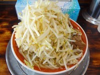 「小ラーメン（600円）ヤサイニンニク」@麺でる 多摩センター店の写真