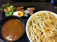 超濃厚魚介とんこつつけ麺 山盛 麺900g ラーメン 春樹 八王子店のレビュー ラーメンデータベース 超濃厚魚介とんこつつけ麺 山盛 麺900g ラーメン 春樹 八王子店のレビュー ラーメンデータベース