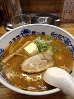 「バターラーメンみそ650」@北海道ラーメン 特一番 三鷹店の写真