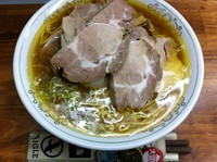 「醤油+煮豚増し」@ラ・ズンバの写真