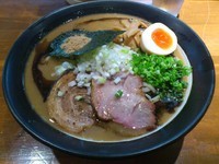 「黒真空そば 730円」@喜元門 本店の写真