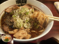 「[期間限定]黒ナベの焼豚ソバ＋仕上げ」@らあめんHAJIMEの写真