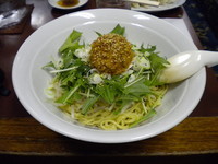 「まぜそば 700円」@ラーメン中本 新宿店の写真