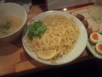 「特製濃厚鶏白湯つけそば」@濃厚鶏そば 麺屋武一 新橋本店の写真