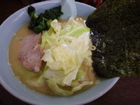 「ラーメン＋キャベツ」@とんぱた亭 片倉町店の写真