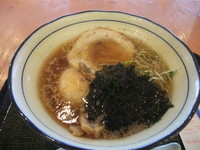 「駿州醤油トロ玉らーめん 780円」@駿州醤油らーめん 一滴家の写真