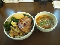 「つけ麺全部のせ400グラム」@つけ麺専門店 二代目のぶの写真