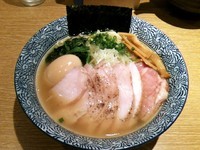 「半熟味玉芳醇香味そば塩」@麺屋 一燈の写真