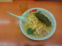 「醤油ネギラーメン」@ラーメン山岡家 山形青田店の写真