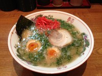「久留米ラーメン」@元祖とんこつ 久留米ラーメン 山亭の写真