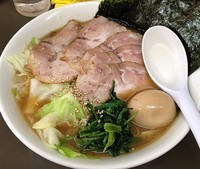 「キャベツちゃーしゅーめん（1050円）」@よこはま家の写真