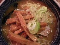 「らーめん（６００円）・めんま（１５０円）」@こうかいぼうの写真