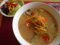 「安養寺らーめん（ミニサラダ付き）　８００円」@ベーカリーテラス ポアンの写真