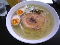 「味玉塩らぁ麺（大盛）」@麺や金時の写真