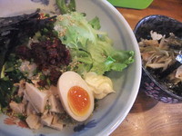 「冷やしソバ670円＋トリマヨ丼220円」@らーめん がんちゃの写真