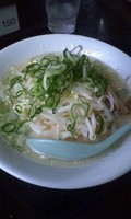 「塩鶏白湯　７００円」@麺房's MENBOUSの写真