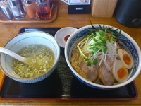 「【夏季限定】沖縄の塩冷しつけそば＋味玉」@中華そば田家 ふくふくの写真