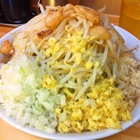 「らーめん（ニンニクアブラ）+玉ねぎ+ショウガ」@らーめん 武丸の写真