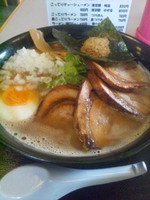 「こってりチャーシューメン＋ライス」@朝日屋の写真