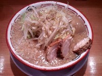 「らーめん（脂増し）＋味玉」@らーめん バリ男 吉祥寺店の写真