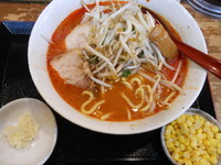 「ミニラーメン（辛味噌）＋コーン」@味噌麺処 花道庵の写真