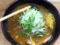 「越後(辛味噌)+野菜大盛」@らーめん信玄 南6条店の写真