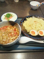 「冷やしつけめん(醤油味)　味付け玉子　大盛り」@菜な笑の写真