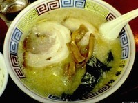 「トンコツ醤油ラーメン」@麻布ラーメン 慶応三田店の写真