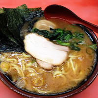 「ラーメン（並）＋味付玉子」@ラーメン杉田家の写真