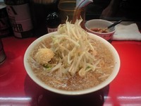 「正油ラーメン（700円）ニンニク」@らーめん こじろう526 神田小川町店の写真