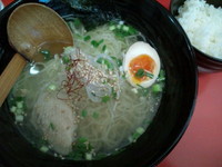 「しおらーめん 半ライス」@ささやん 塩ラーメンの写真