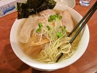 「【限定】旨塩ラーメン（大盛+チャーシュー１枚増）」@麺や 松辰の写真