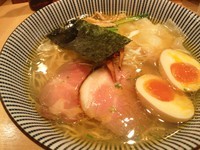「特製塩そば（細麺）　\980　＋　鶏そぼろご飯」@饗 くろ㐂の写真