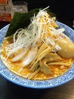 「特製ごまの辛いそば」@中華そば 多賀野の写真