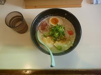 「熱血豚骨」@熱血らーめん 遊びじゃネェんだよ!の写真