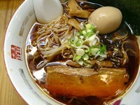 「支那そば＋味付玉子」@支那そば屋 蘭丸の写真