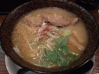 「塩らーめん」@炭火やきとり たか笑の写真