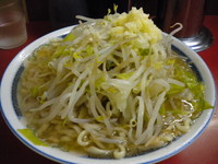 「小ラーメン 500円（ヤサイ・ニンニク）」@ラーメン二郎 目黒店の写真