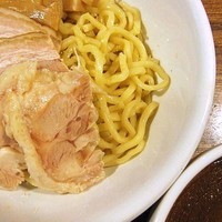 「つけ麺チャーシュー・メンマ入り　800円」@つけ麺ダッシュ トリンピッグの写真