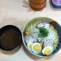 つけ麺６００円、特盛１５０円