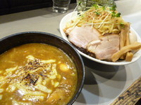「焦がしチーズのカレーつけ麺（大）＋特全部乗せ」@中華蕎麦 瑞山（ZUIZAN）の写真