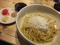 「まぜそば（麺一玉半）」@梨の花の写真