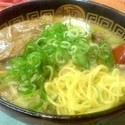 塩ラーメン（720円），唐揚げ（400円）