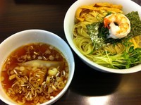 「ざる中華(2枚) (950円)」@TSURUMEN 大阪城北詰店の写真