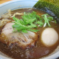 「魚介らーめん（７５０円）＋味玉（１００円）」@麺屋 奏楽の写真